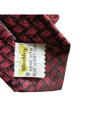 True Vintage Necktie Wembley Red & Black Checkered Mens Tie